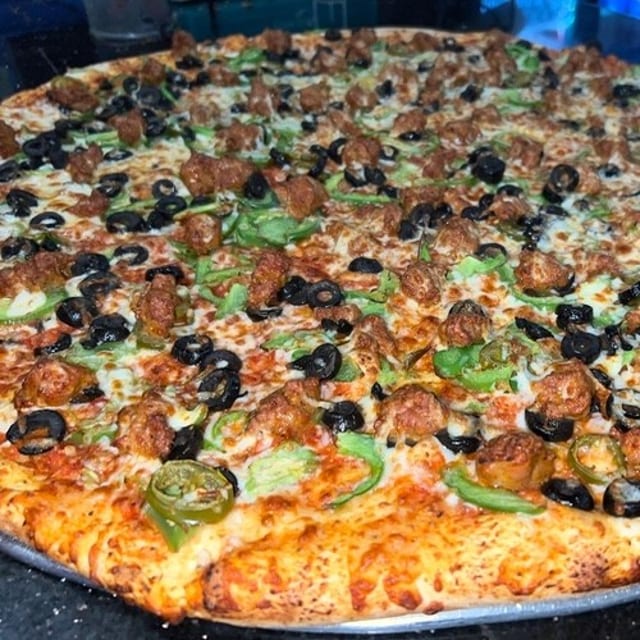 King Kong Afghani Pizza.